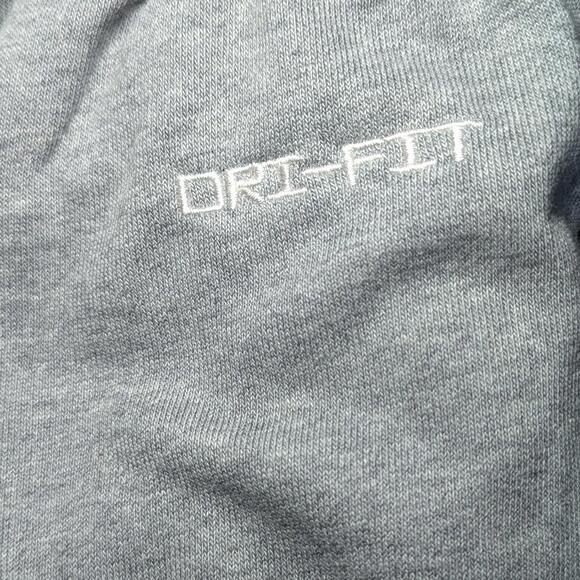 Nike Dri-FIT Standard Issue Men’s Pants – Grey (CK6366-063), Size M - Picture 5 of 9